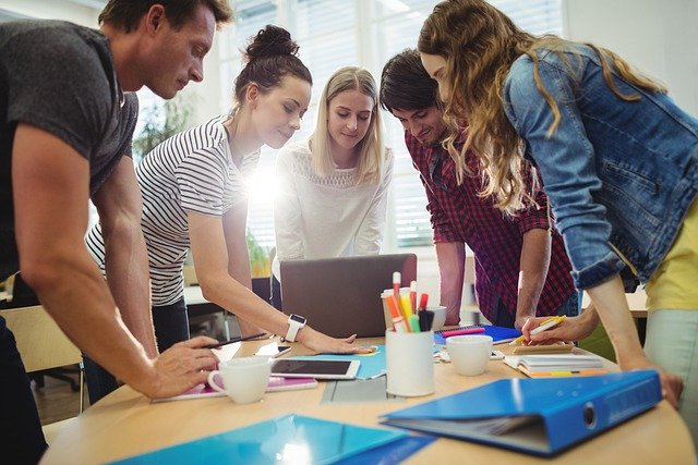 école Montessori internationale éco responsable équipe