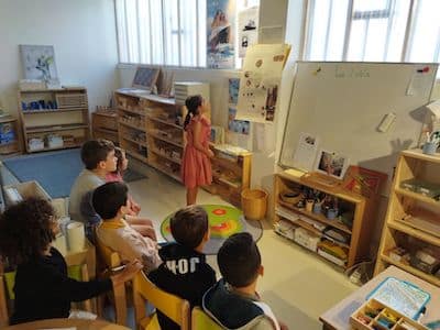 École Montessori classe d'élémentaire Versailles