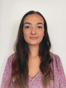 Photo Emese Barzsó Enseignante anglais mercredi